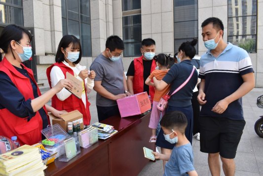 \192.168.2.42活动2022活动照片20220528 图书馆服务宣传周——“庆六一,乐猜谜”有奖竞猜活动照片dsc_0282.jpg